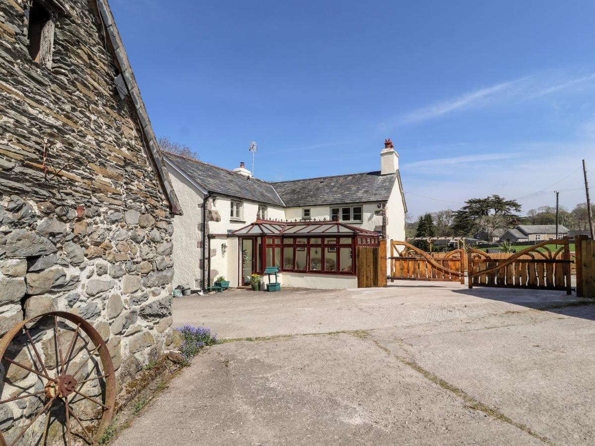 Nant Y Celyn Villa Ruthin Bagian luar foto