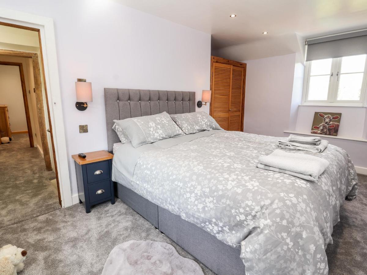 Nant Y Celyn Villa Ruthin Bagian luar foto