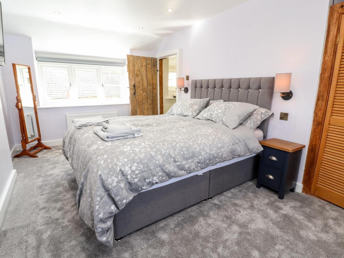 Nant Y Celyn Villa Ruthin Bagian luar foto
