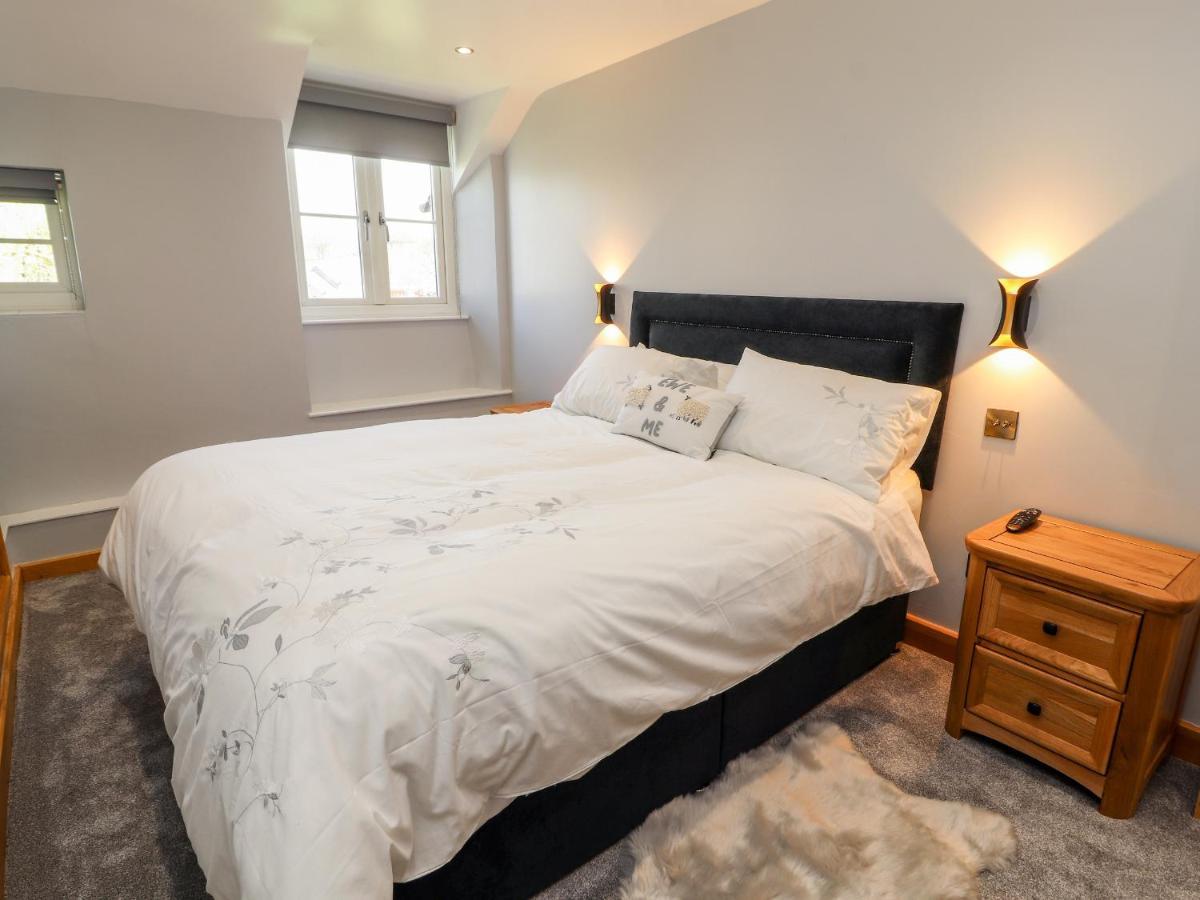 Nant Y Celyn Villa Ruthin Bagian luar foto